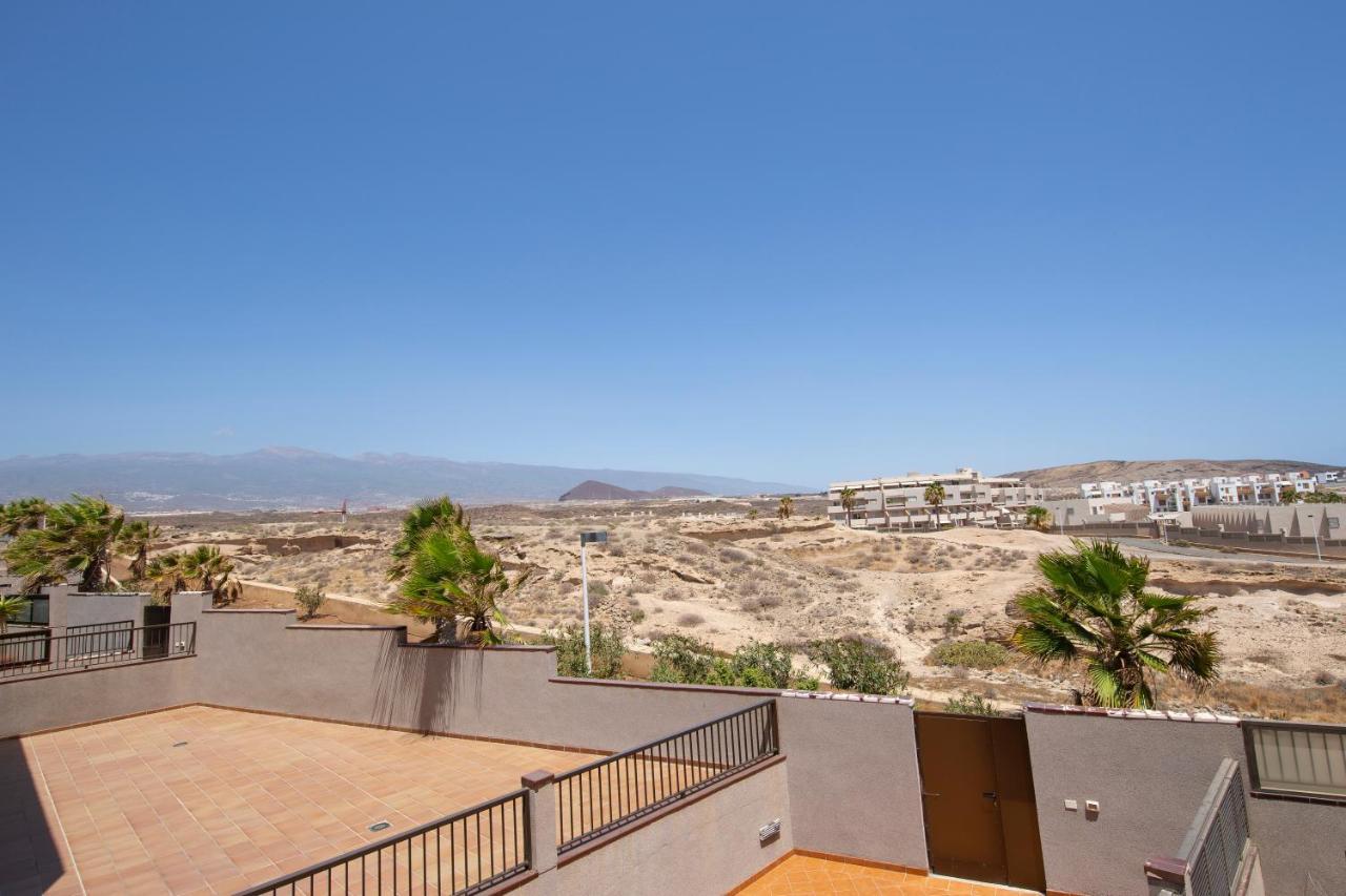 אל מדאנו Medano4You The Wing Palace Tenerife מראה חיצוני תמונה
