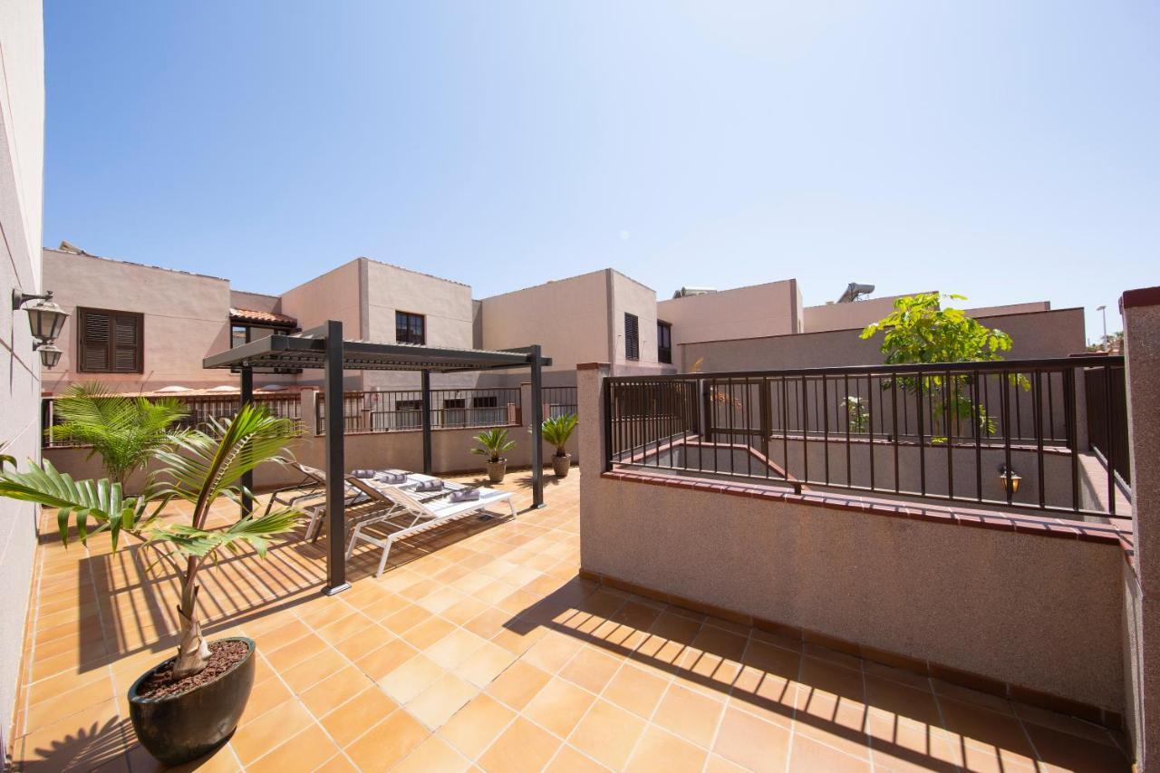 אל מדאנו Medano4You The Wing Palace Tenerife מראה חיצוני תמונה